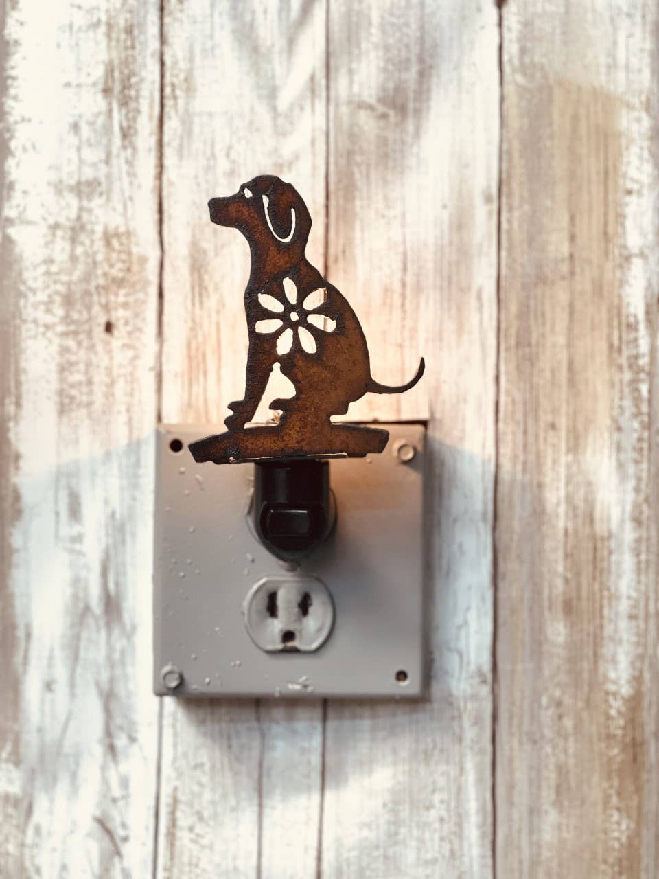 Universal Ironworks Inc - Dog GARDEN FRIEND Night Light Image Pet Gift
