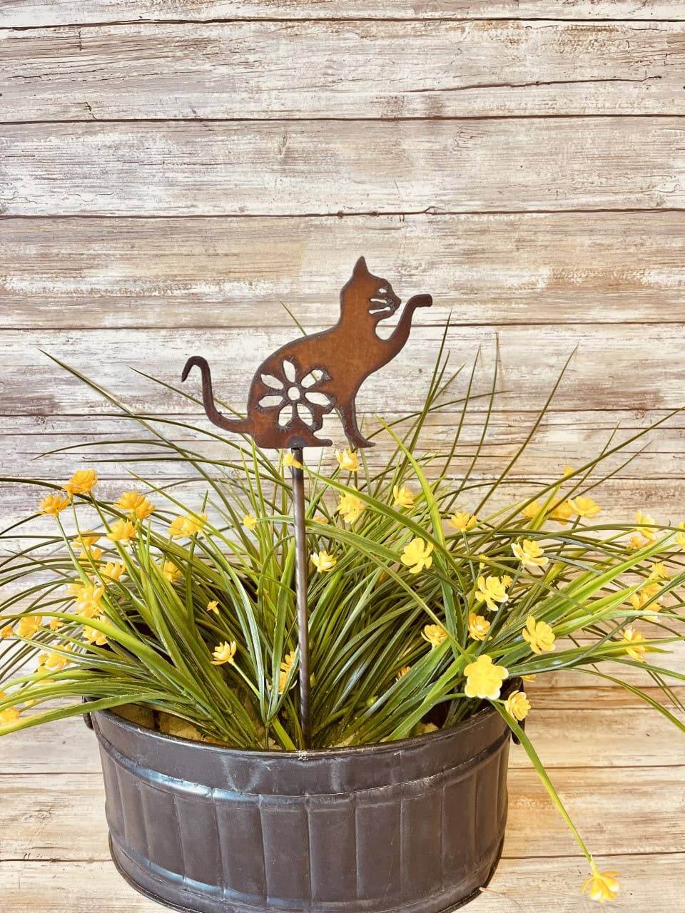 Universal Ironworks Inc - Cat Kitty GARDEN FRIEND Plant Stake