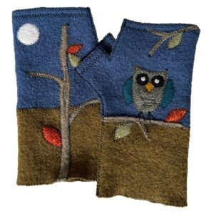 Woolflower – FG080 Hoot Fingerless Gloves