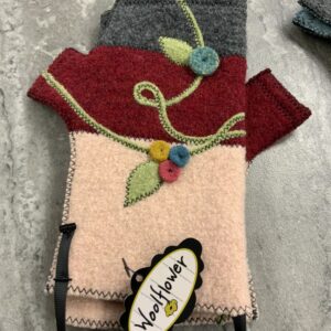 Woolflower – Blushing Bird
