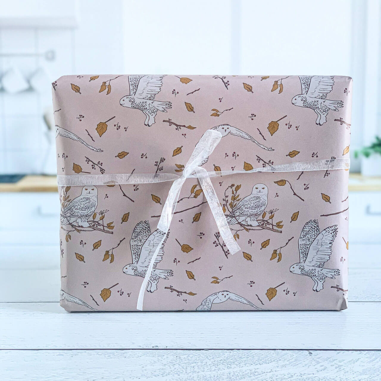 Corvidae Snowy Owl Gift Wrap