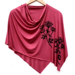 Windsparrow Studio – Parsley Poncho (black ink)