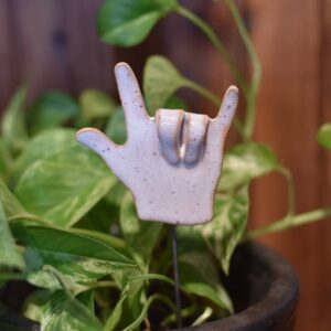 Mud & Maker – Plant Buddies – Love You Hands