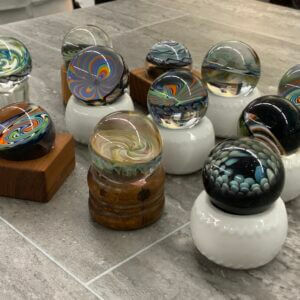 Hanzamaeda Studio Marbles w/stand