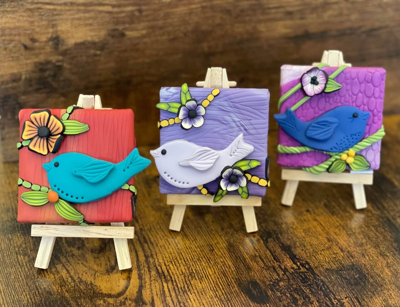 Kristen Sala Art Clay Studio - Polymer Clay Mini Canvas Art with Easel - Little Birds