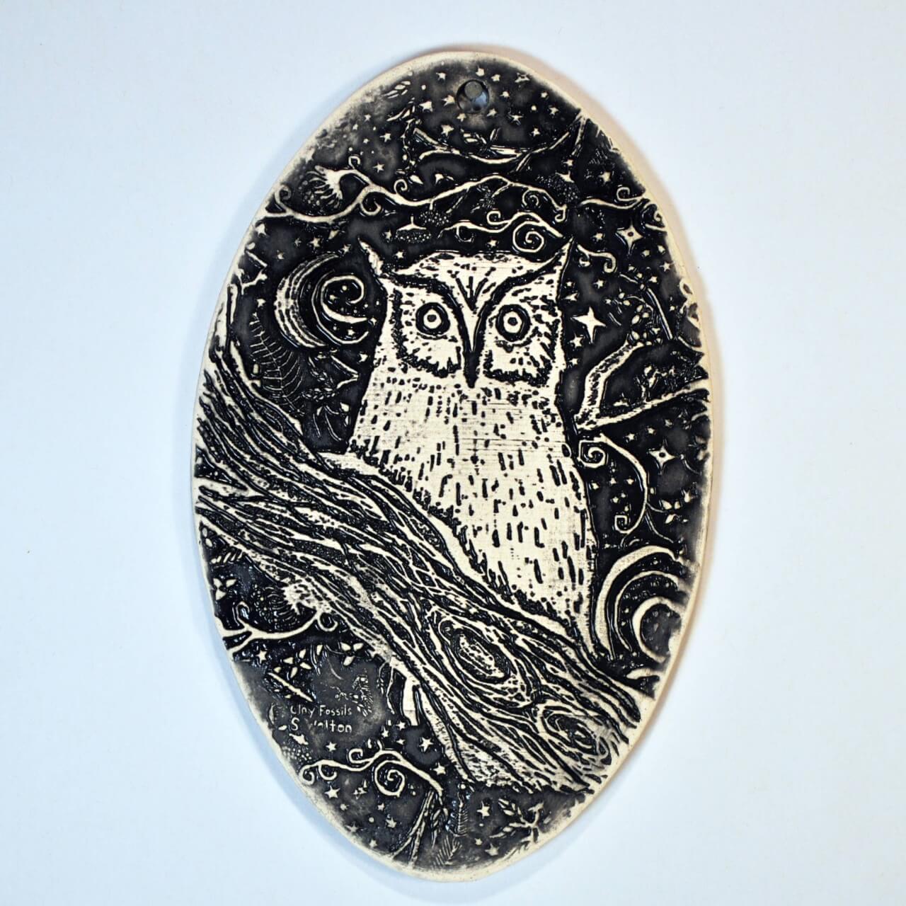 Clay Fossils black night owl, vertical