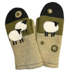 Woolflower – WM052 Sheep Mittens