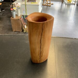 Jim Thompson Vase – Madrone
